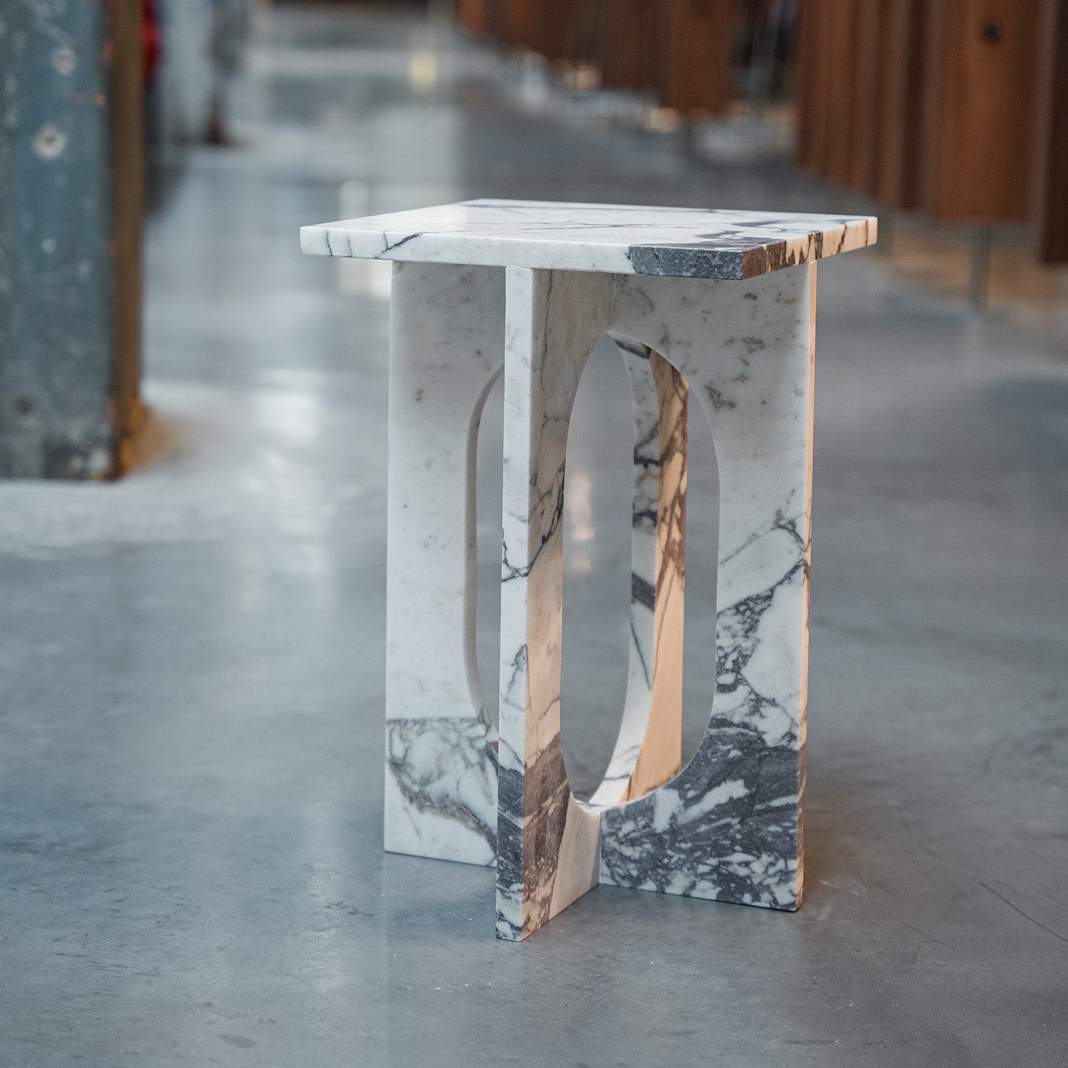 'BOND' SIDE TABLE - CALACATTA MARBLE