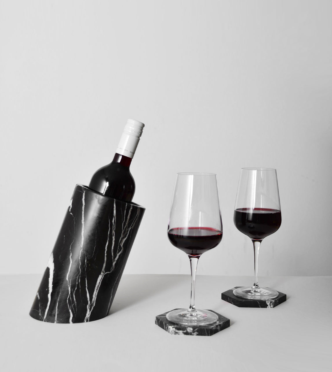 Black marble wine cooler for bottles and bar setups