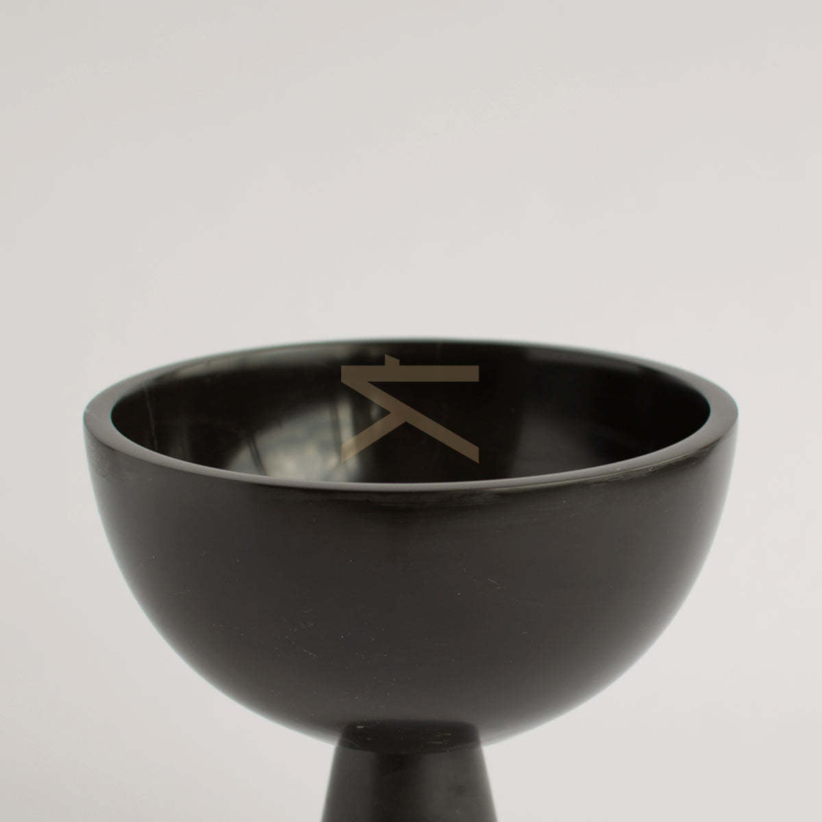 BLACK MARBLE PEDESTAL BOWL LARGE | no vein