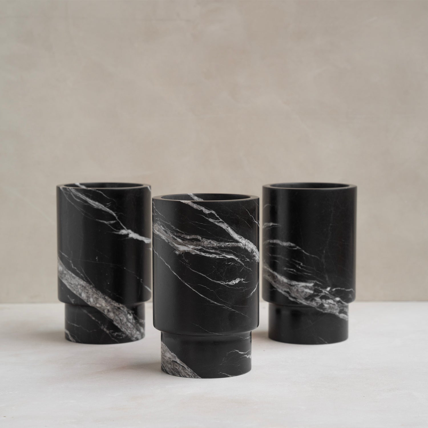 BLACK MARBLE VASE - WINE COOLER