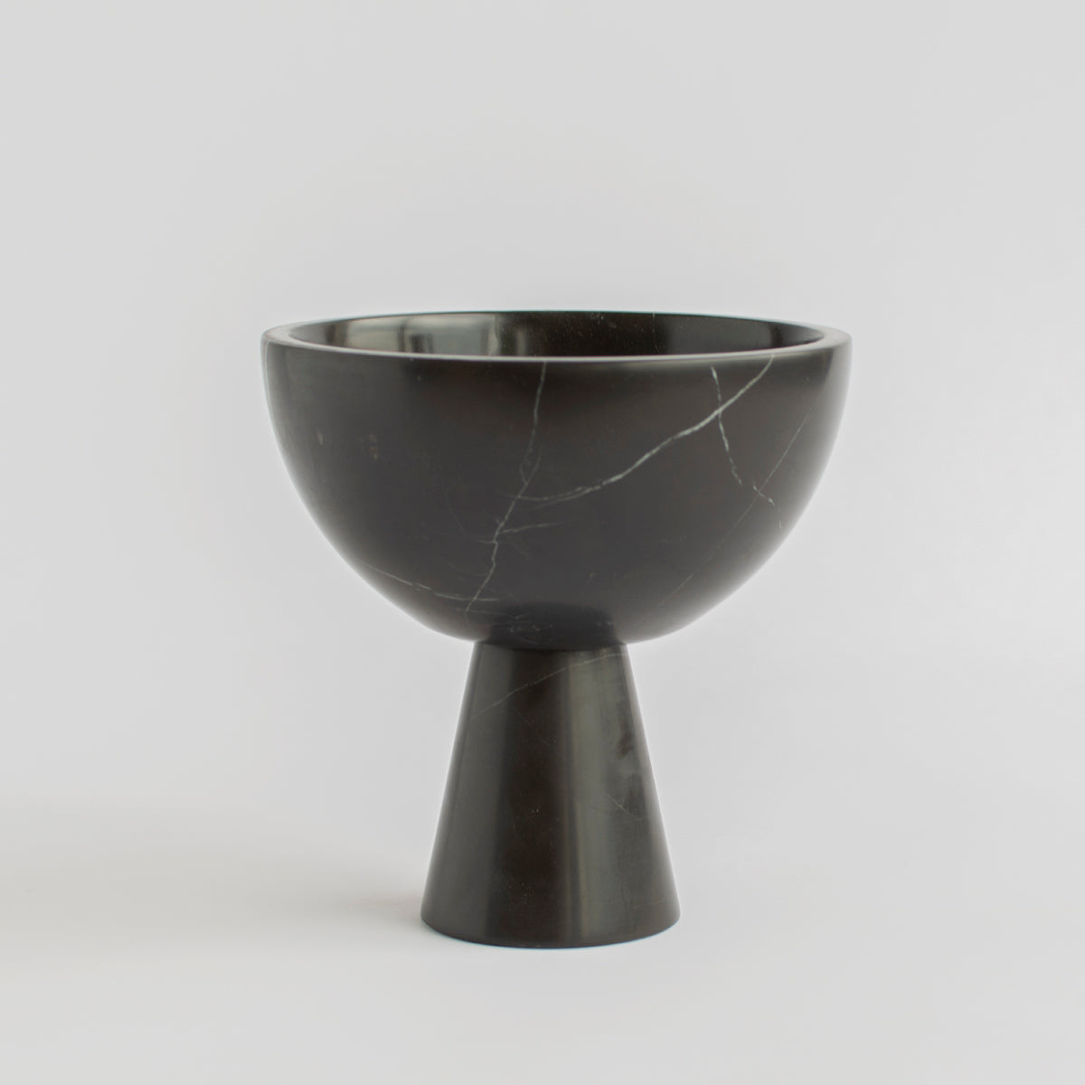 BLACK MARBLE PEDESTAL BOWL MEDIUM | no vein